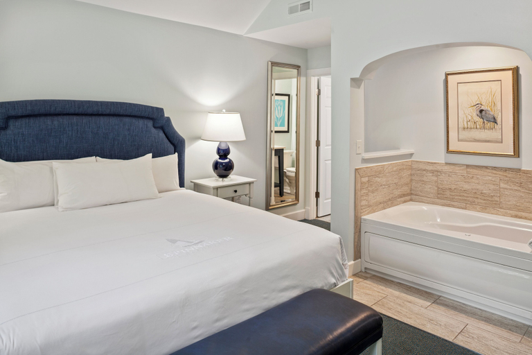 Bedroom 3, King’s Creek Resort by Spinnaker, York