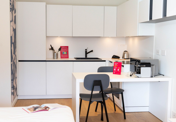Room 4, Waterfront Suite by Wonderful Italy, Genova