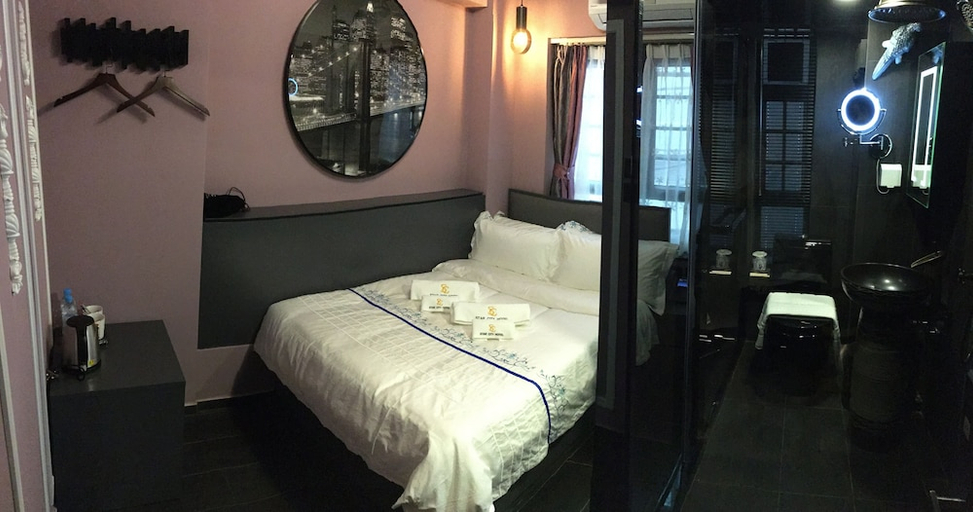 Bedroom 2, Star City Hotel - Causeway Bay, Hong Kong Island