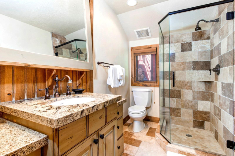 Bathroom 4, Beautiful Air 3 Bedrooms POA-504B by KBM, Summit