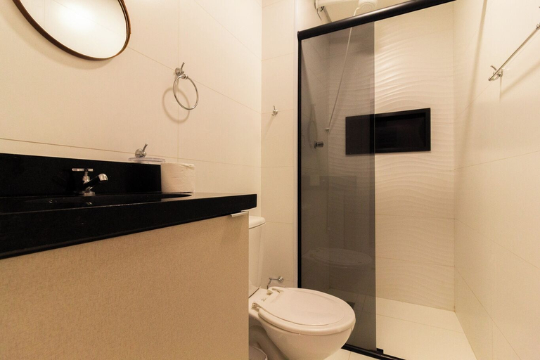 Room 5, Flat no Tatuap com Wi-fi Academia e Smart Lock, São Paulo