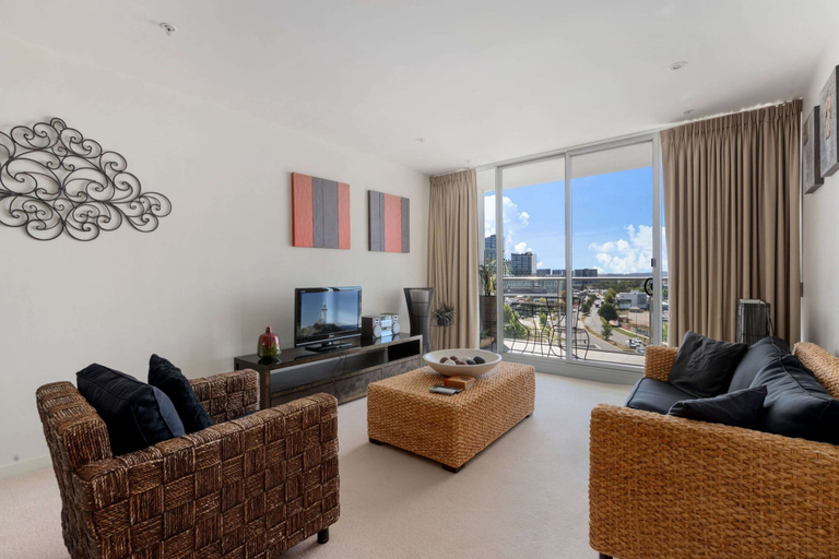 Living room 2, Comfortable 1-bed Apartment With Balcony, Canberra