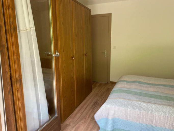 Room 5, Lf42 2 Bedroom Apart w Sauna and Parking, Martigny