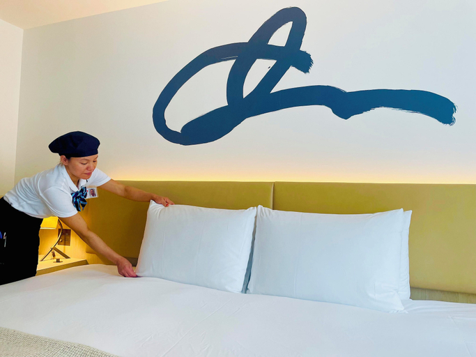 Bedroom 3, Zentis Osaka, Osaka