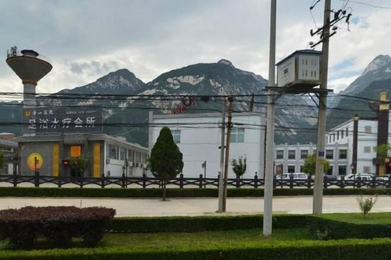 Exterior & Views 2, Huashan Hualong Hotel, Weinan