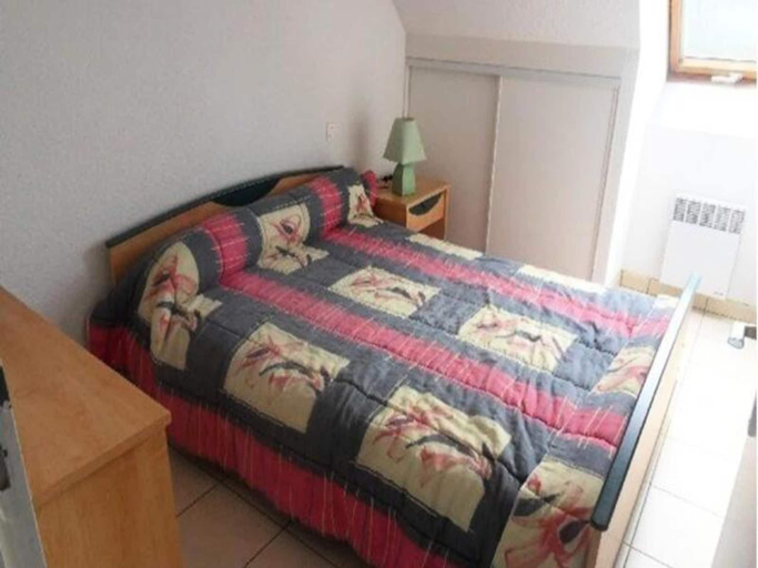 Bedroom 2, Residence Le Clos Des Pins, Morbihan