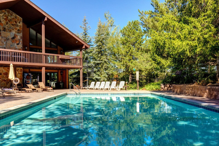 Sport & Beauty, Red Pine 4 Bedrooms RPT-14T by KBM, Summit