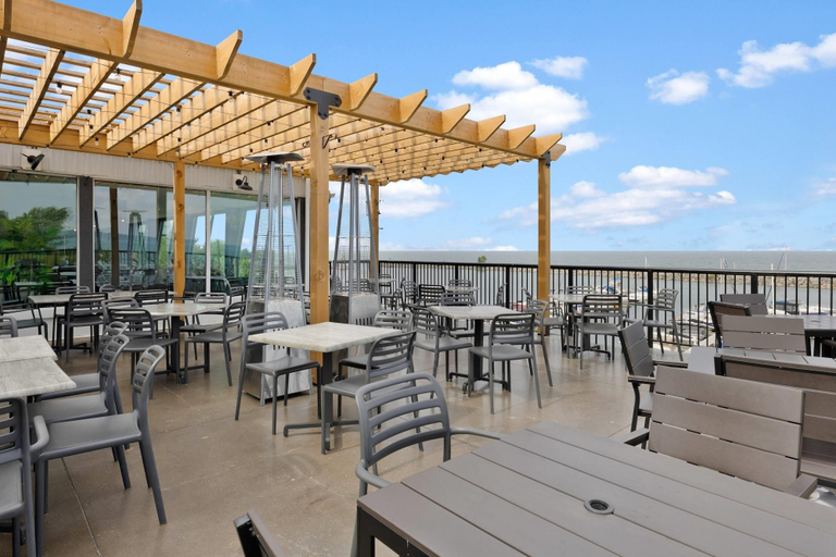Food & Drinks 5, The Jordan Ramada by Wyndham, Niagara