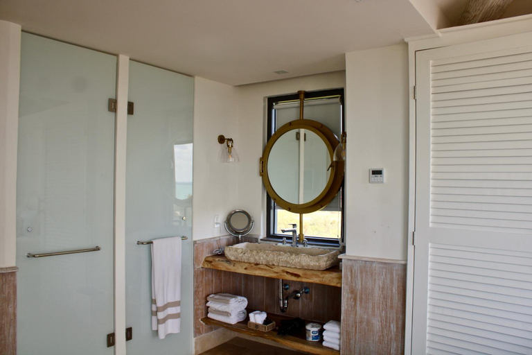 Bathroom 4, Delek Holbox, Lázaro Cárdenas