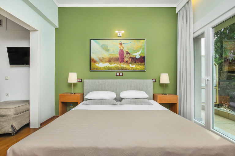 Bedroom 3, Pefka Hotel, Central Macedonia
