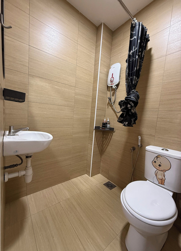 Bathroom 4, Jade Guesthouse, Malacca City