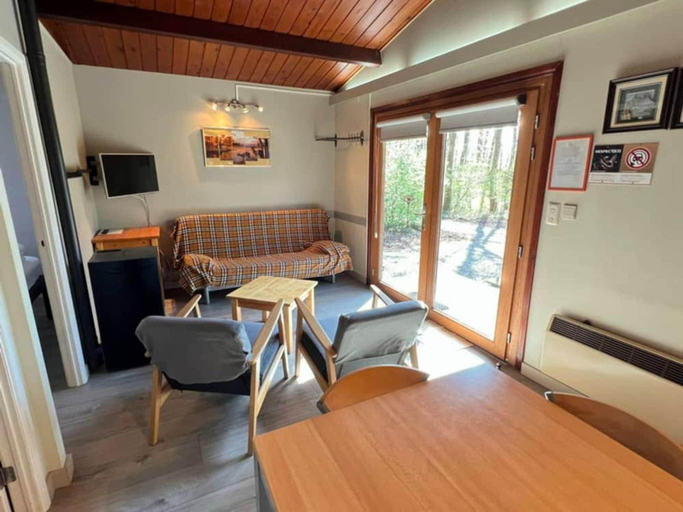 5, Comfortable Chalet in Oignies for 6, Namur