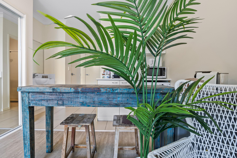 Exterior view 1, Comfy Studio Apartment in Marcoola Beach, Maroochy - Coastal North