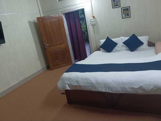 Room 5, Lemon wood Cottage, Lakhimpur