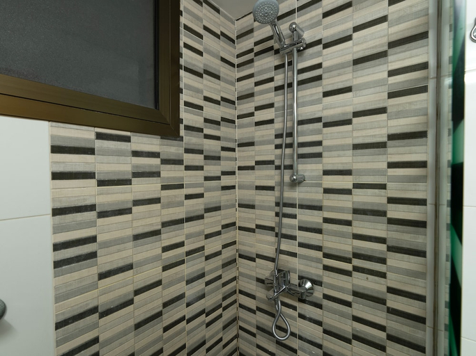 Bathroom 2, Sendan Residence, Dammam