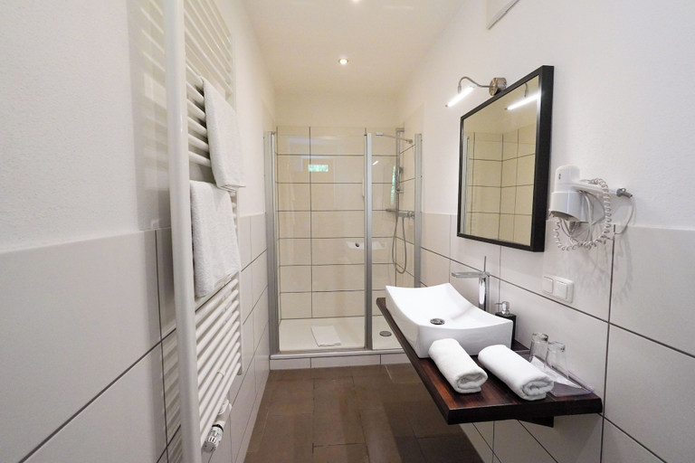 Bathroom 5, Wurznwirt, Berchtesgadener Land