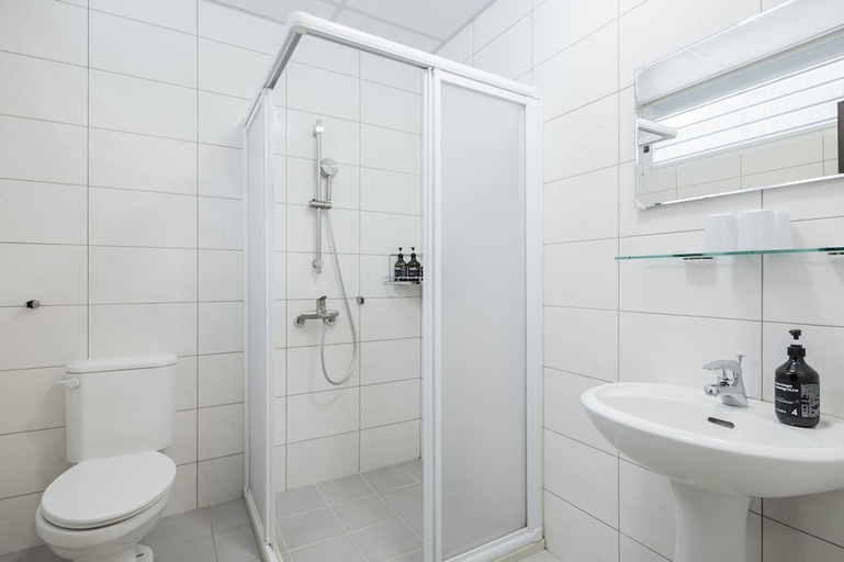 Bathroom 3, Meant to Be, Chiayi City
