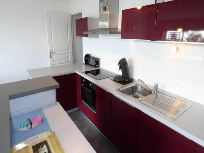 Others 2, Apartment in Les Sablettes with Sea View, Var