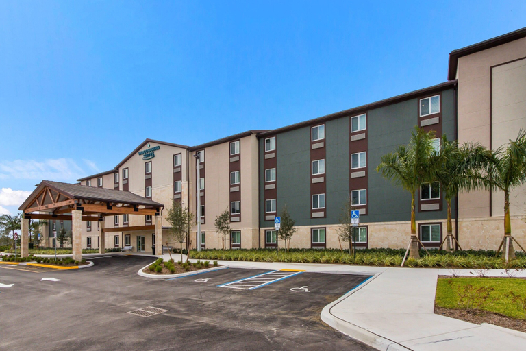Exterior & Views 1, WoodSpring Suites Tamarac, Broward