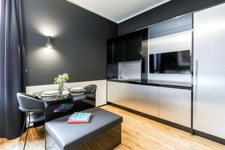 Room 2, Quantum 2 Quarks in Milano, Milano
