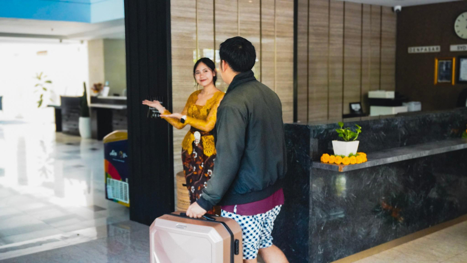 Public Area 5, Grand Kuta Hotel and Residence, Badung