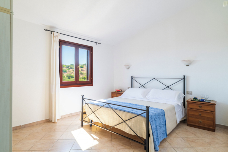 Bedroom 2, Residence Oasi e Oasi Blu, Nuoro