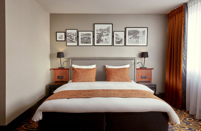 Bedroom 2, Carlton Square Hotel, Haarlem