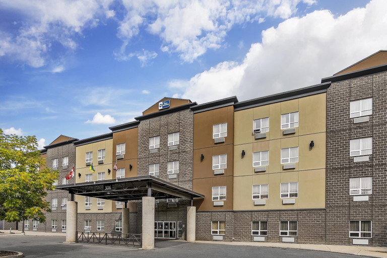 Exterior & Views 2, Best Western Blairmore, Division No. 11