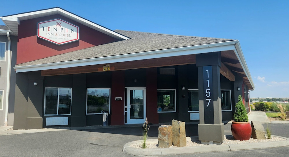 Exterior & Views 2, Ten Pin Inn & Suites, Grant