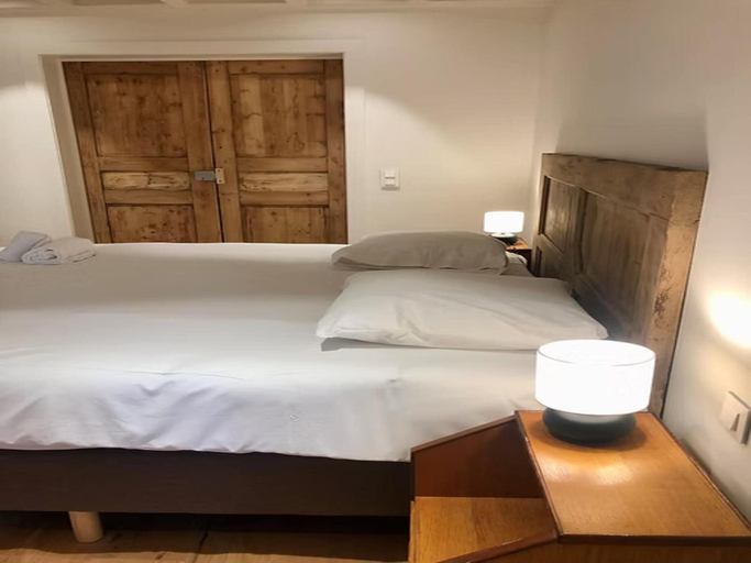 Room 4, 2-bedroom Cottage With Park and Deer Park, Namur