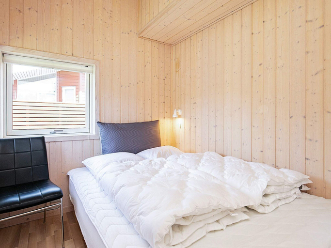 Bedroom 2, Idyllic Marina Retreat - By Traum Ferienwohnungen, Langeland