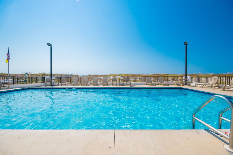 Sport & Beauty 4, Island Winds East 610 2 Bedroom Condo, Baldwin
