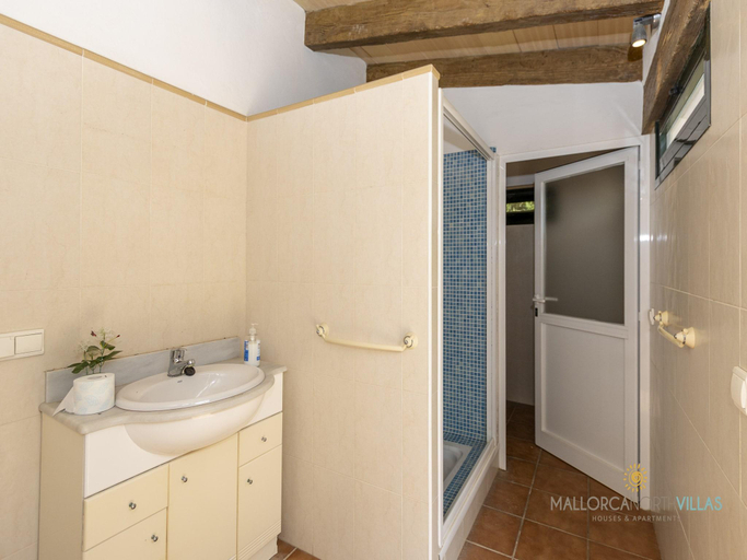 Bathroom 3, Villa in Alcudia near Puerto Alcudia Beach, Baleares