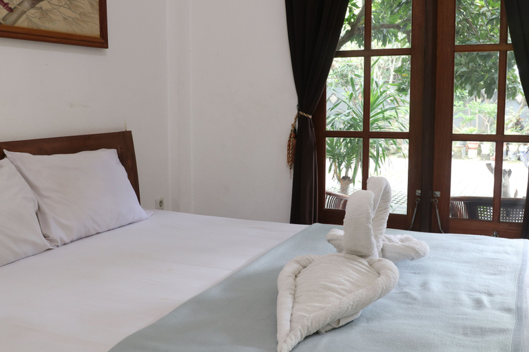 Room 4, Adhya Guest House, Lombok