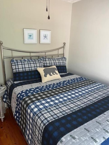 Room 5, Cottage on Cypress Bay Near Paris Landing State Park, Calloway