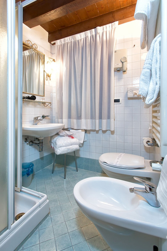 Bathroom 5, Ca' San Polo, Venezia