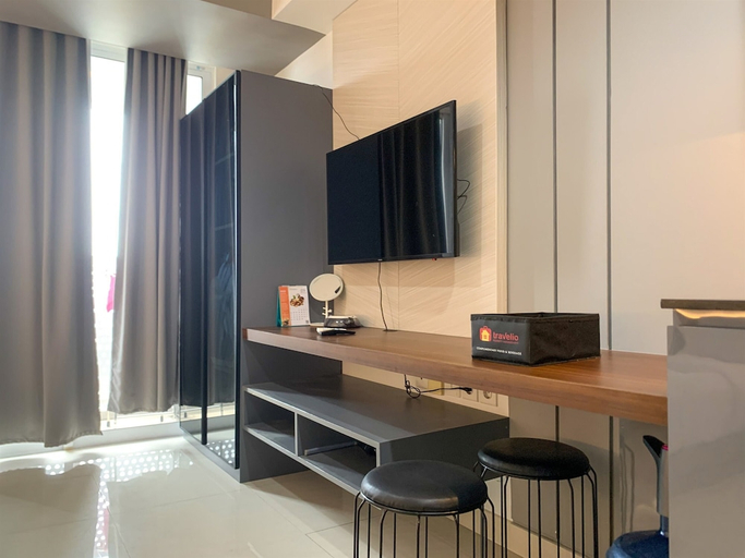 Living Area 2, Modern And Comfort Design Studio Room At West Vista Apartment, West Jakarta
