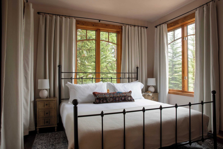 Bedroom 2, Zendo by Avantstay Serene Mountain Abode w/ Hot Tub & Views, Summit