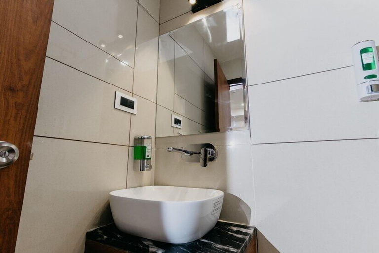 Bathroom 4, Emerald Inn, Bhopal