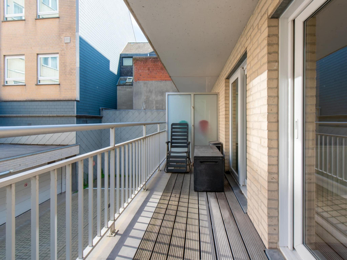 Others 5, Apartment by the Beach in Ostend with Terrace, West-Vlaanderen