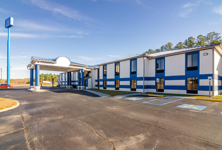 Exterior & Views 2, Motel 6 Waco, TX, McLennan