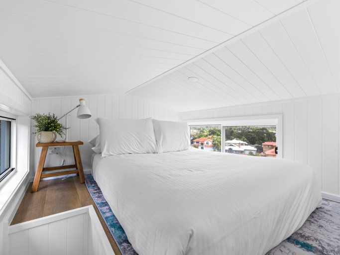 3, Cute 1-Bed Tiny House with Garden in Nature, Bridgeman Downs