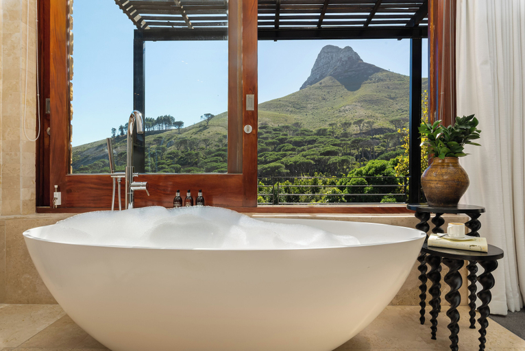 Bathroom 4, Le Thallo, City of Cape Town