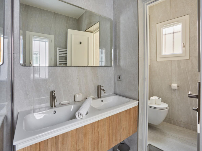 Bathroom 3, Amazing and new apartment center of Paris, Paris