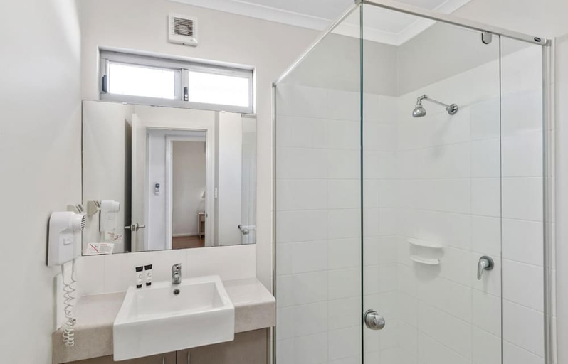 Bathroom 4, Discovery Parks - Swan Valley, Swan