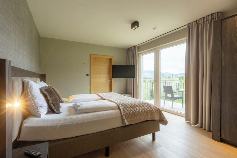 Bedroom 4, Berg & Golf Resort Westendorf by ALPS RESORTS, Kitzbühel