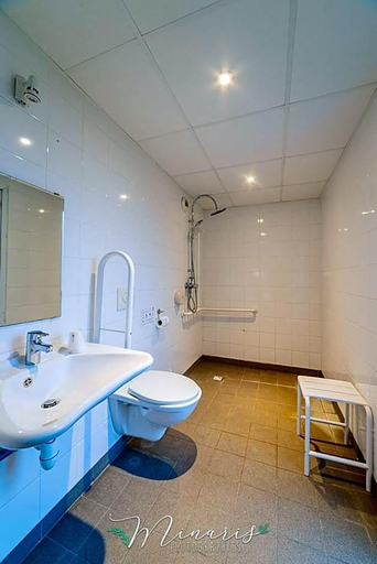 Bathroom 3, Bhoma Budget Troyes aeroport, Aube