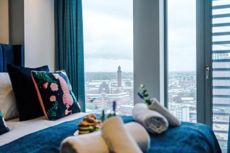 Room 5, 96 Greengate, Manchester