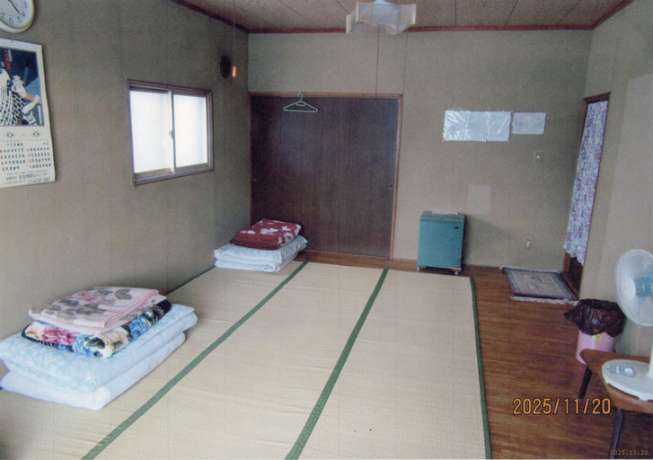 Bedroom 2, Minshuku Mutsukari, Furano