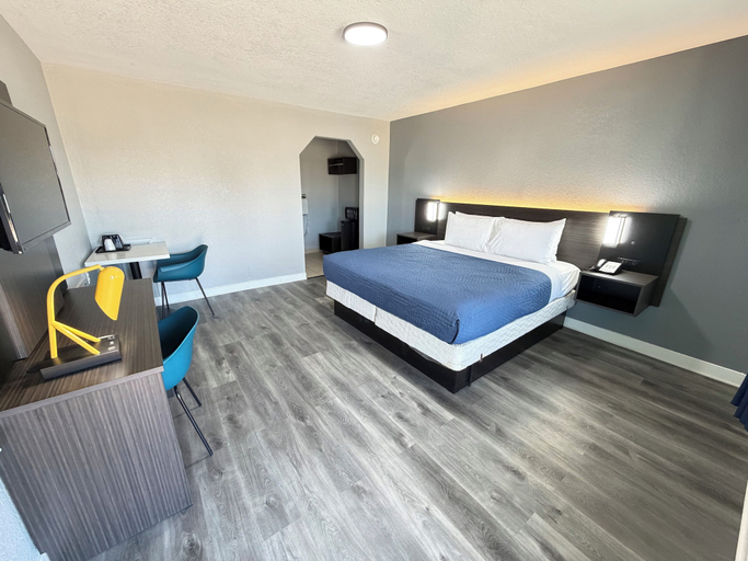 Room 5, Budget Inn Port Lavaca, Calhoun